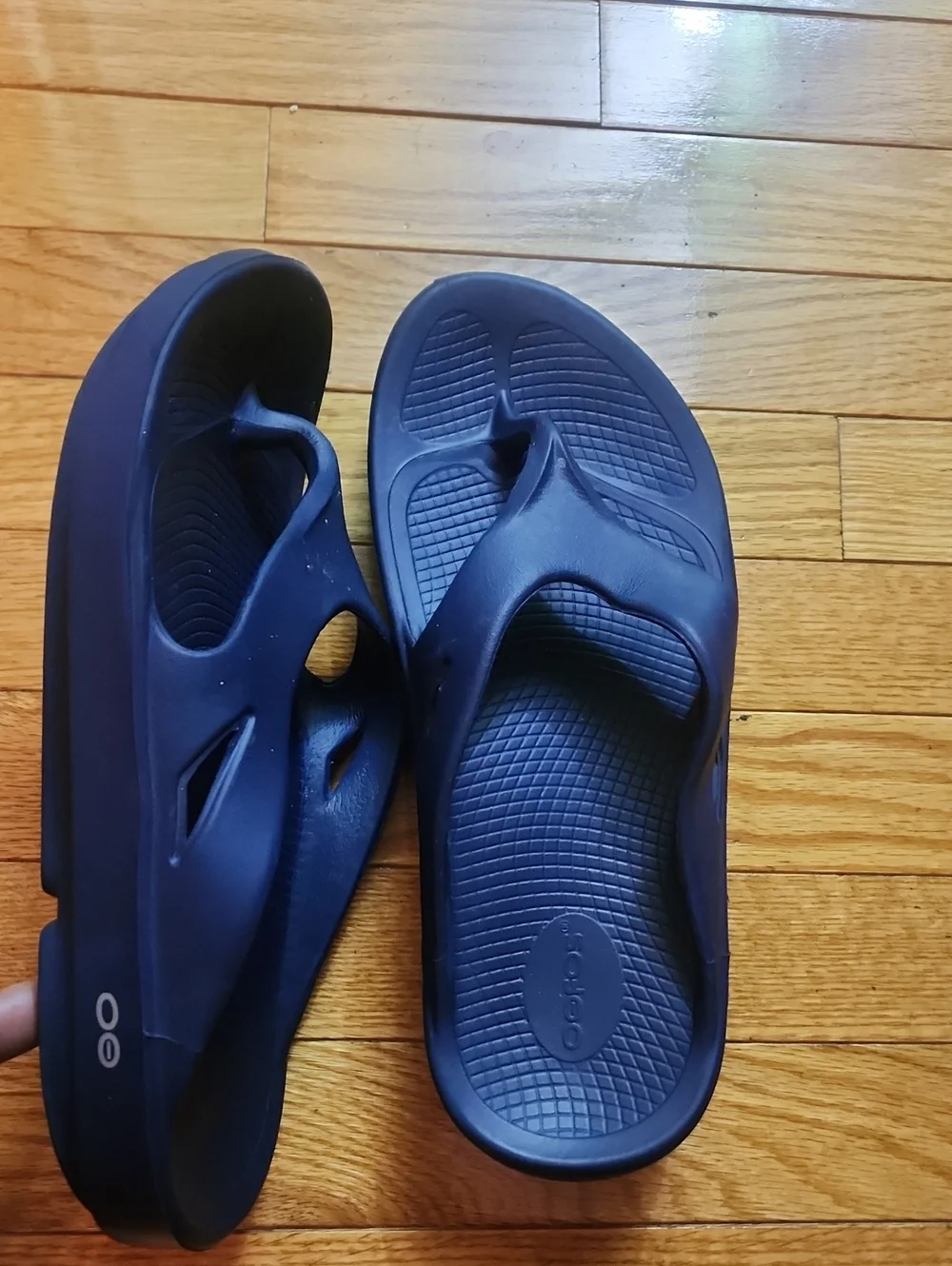 OOFOS Ooriginal Men's  Navy Blue Recovery Flip Sandals